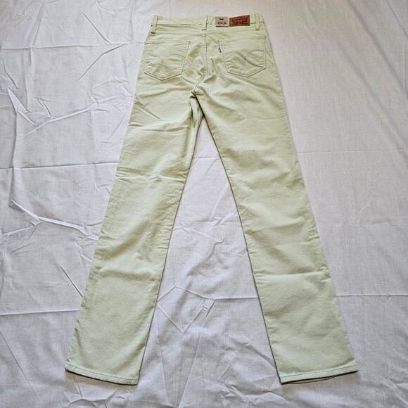 Levi's Women's 724 Corduroy High Rise Slim Straight Light Green Pants Long 4/27 - Picture 2 of 9